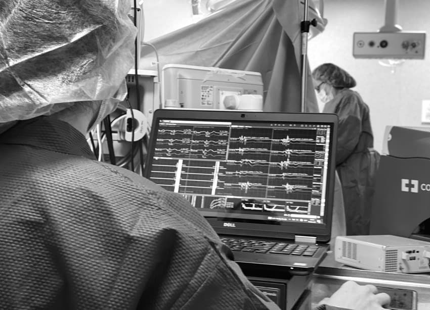 Monitorització neurofisiològica intraoperatòria (MNIO)